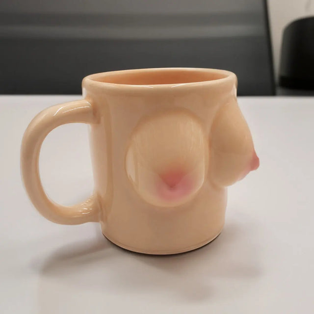 Boob Mug von Mad Monkey