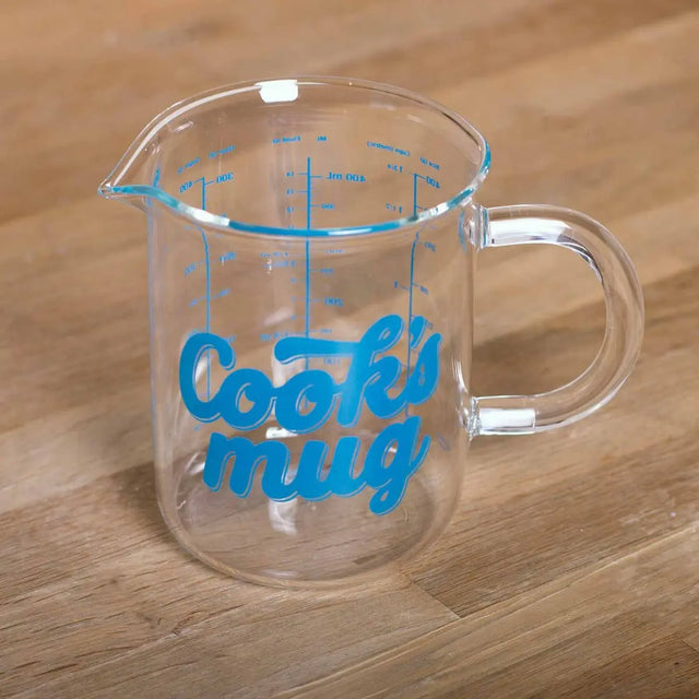 Tasse Cooks Mug - Messbecher 500ml mit Skala von Mugs