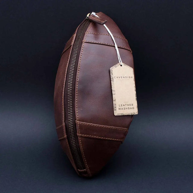 Kulturtasche aus Echtleder American Football von Cavendish