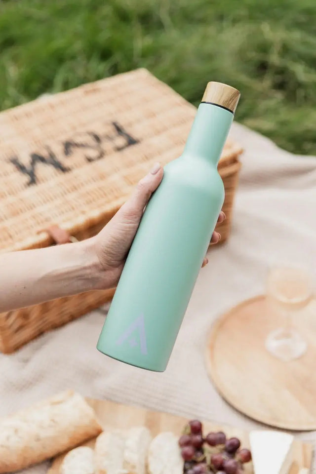 Weinflasche für Unterwegs Vinnie 750ml Hellgrün von Uberstar