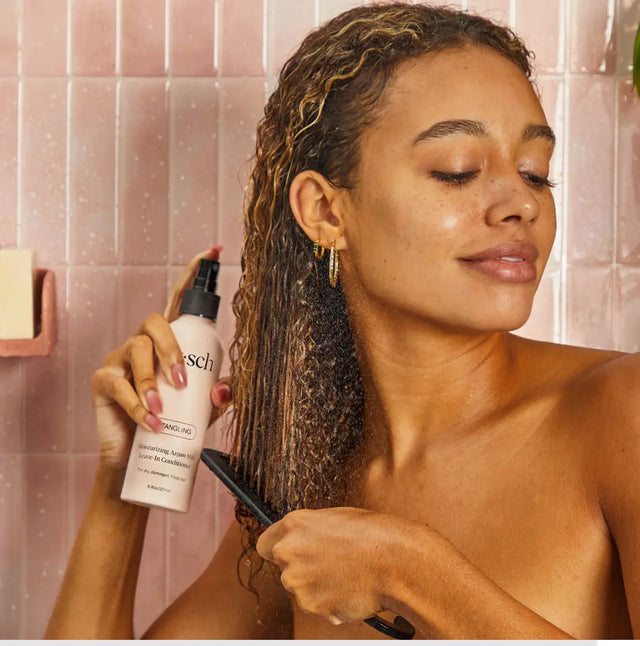 Feuchtigkeitsspendender Leave-In Conditioner Mit Arganmilch von Kitsch