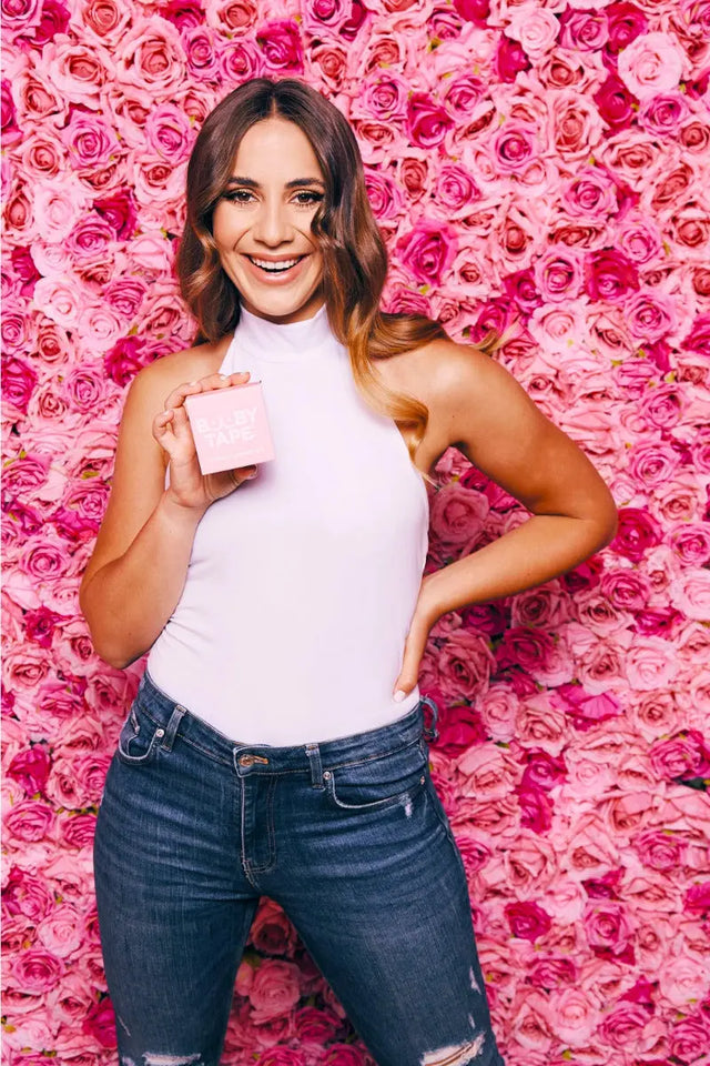 Brusttape Original Weiss von Booby Tape