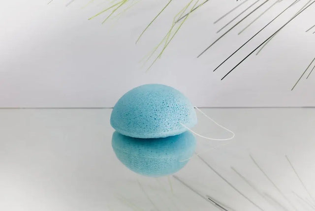 Konjac Schwamm Blaubeere, mit Fruchtsäuren gegen Fältchen von Nawemo