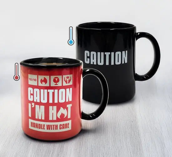 Tasse Caution I am Hot mit Farbwechsel von Mad Monkey