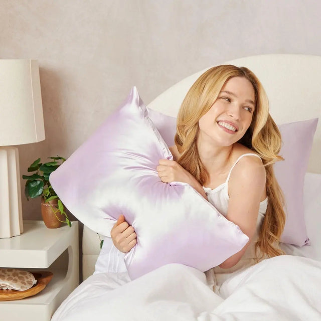 Satin Kissenbezug Lavendel von Kitsch