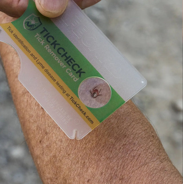 Zeckenkarte mit 3x Lupe für Mensch und Tier im Geldbeutelformat von Tickcheck