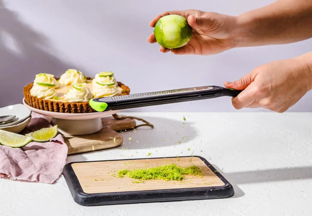 Zester Reibe Ozest von Dreamfarm