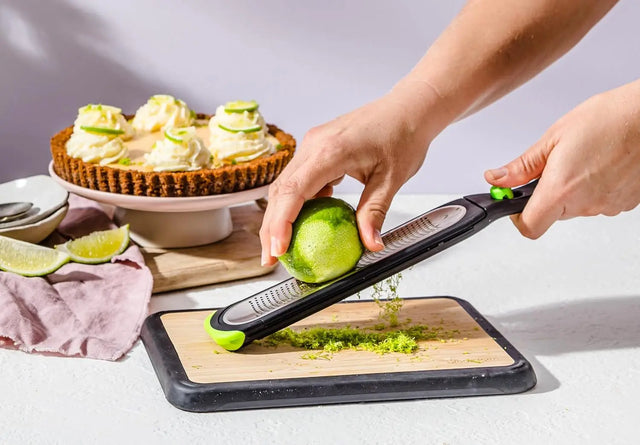 Zester Reibe Ozest von Dreamfarm