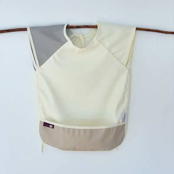 Vinklar Wasserdichte Schürze mit Tasche Nature von SKÅGFÄ