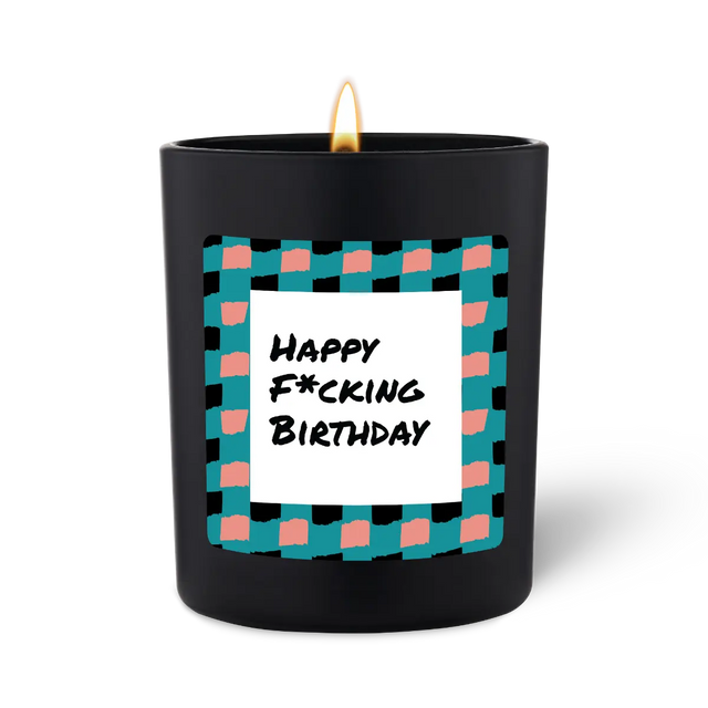 Duftkerze Schwarz Woody Happy fcking birthday von ChattyCandles
