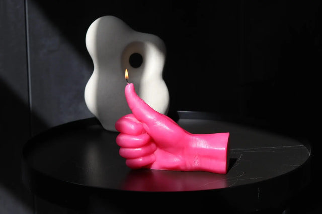 Thumbs Up Pink von Candle Hand