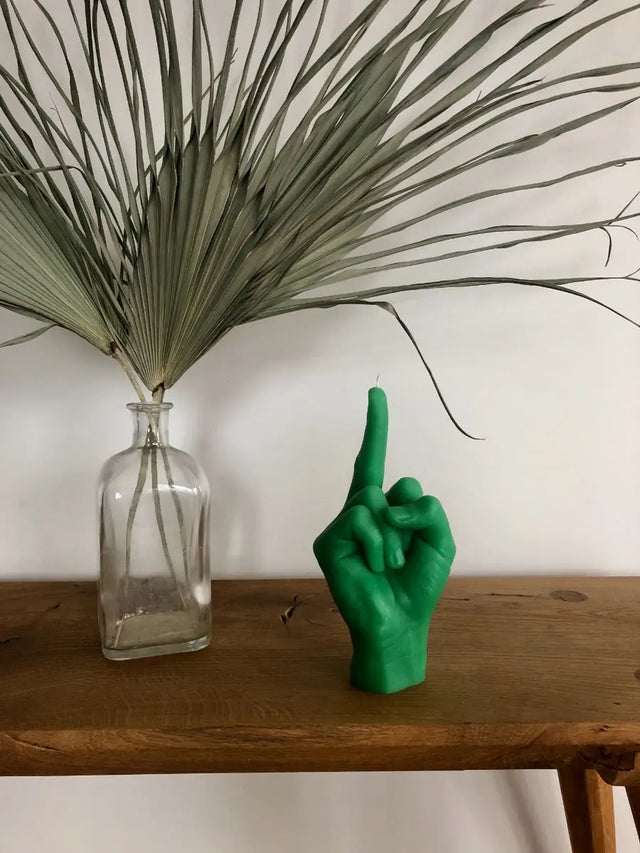 F*ck you Rot von Candle Hand