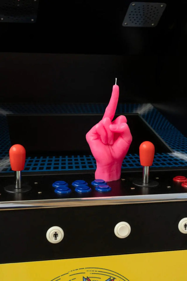 F*ck you Rot von Candle Hand