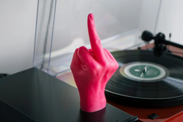F*ck you Rot von Candle Hand
