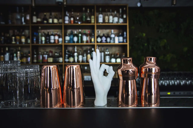 OK Rot von Candle Hand