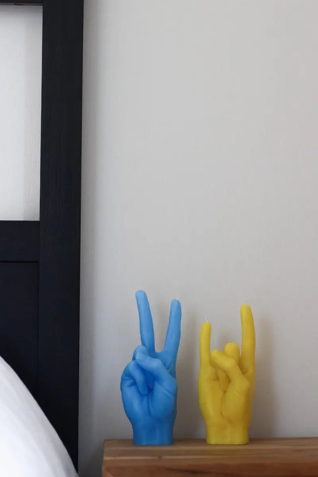 Victory Rot von Candle Hand