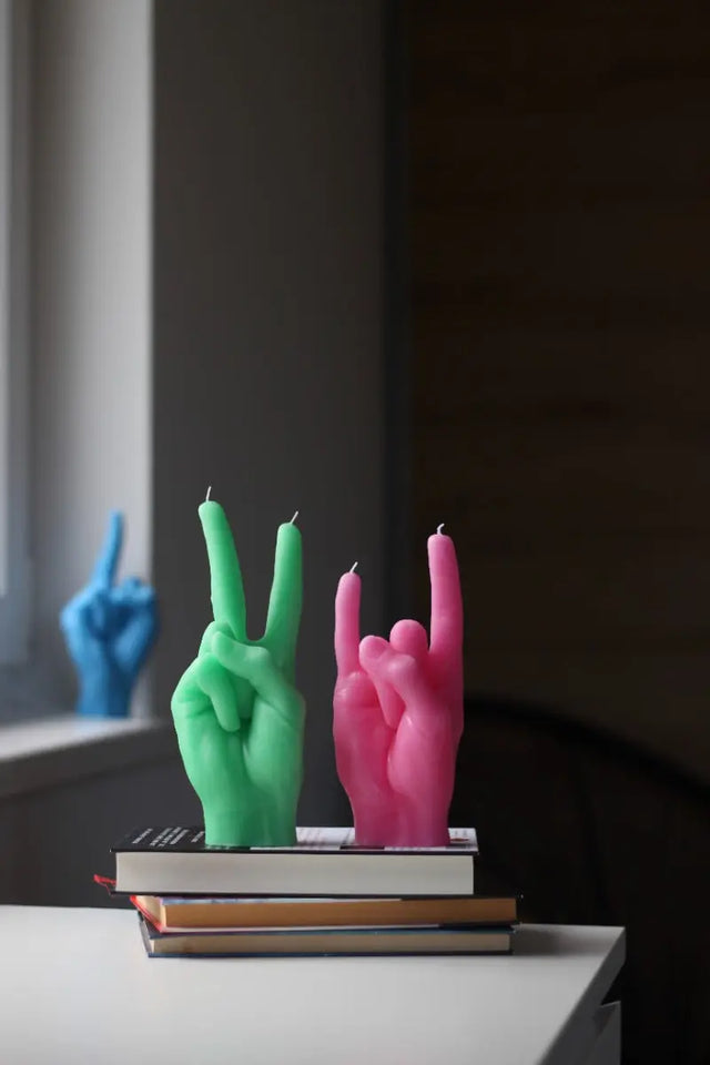 Victory Rot von Candle Hand