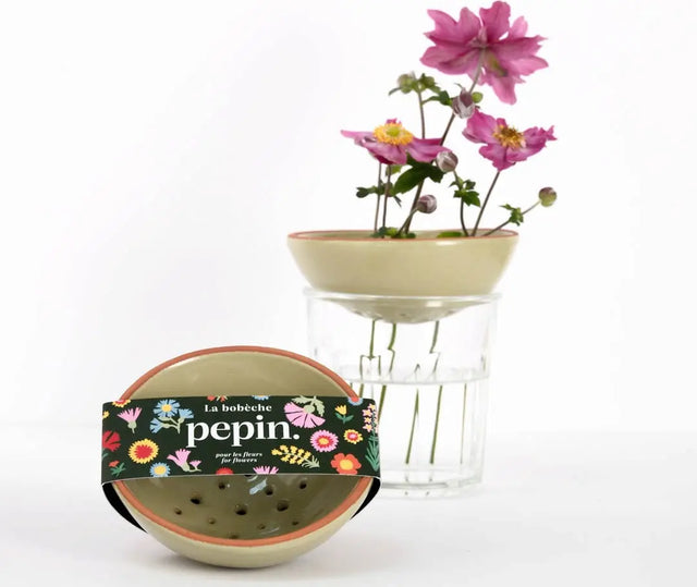 Wabenvase Blumenfrosch Salbeigrün von Pepin