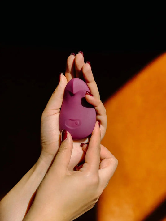 Pom Flexible Vibrator Plum von Dame Products