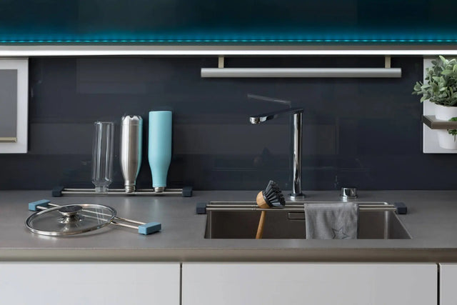 drip.line Spültuchhalter schwarz von Sanni Shoo