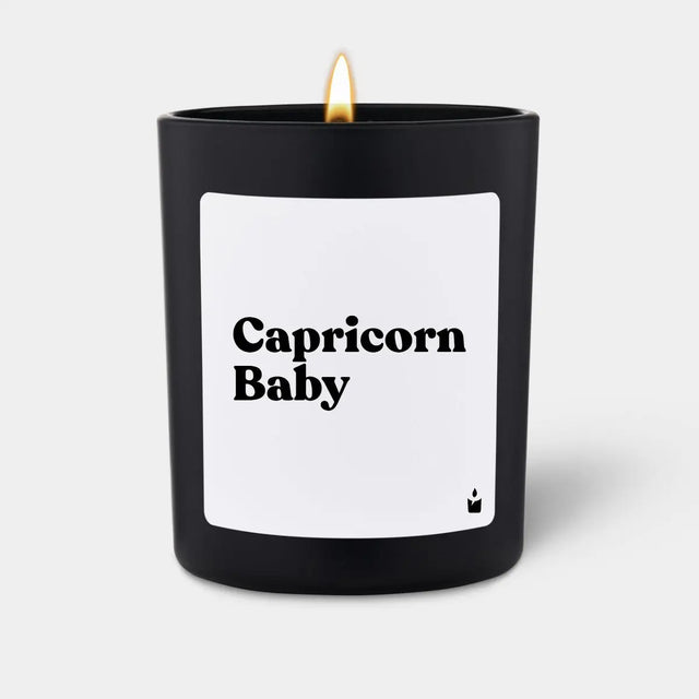 Duftkerze Schwarz Flowery Capricorn Baby von ChattyCandles