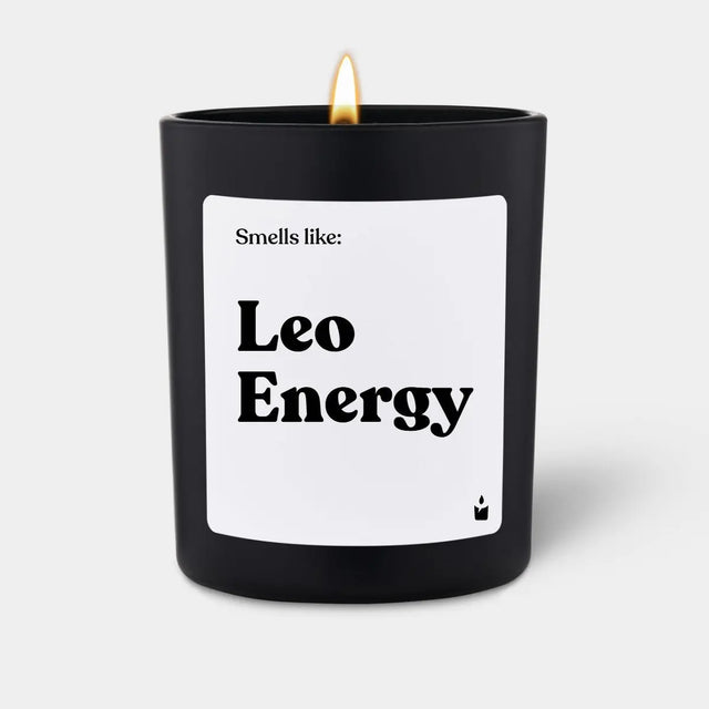 Duftkerze Schwarz Woody Smells like: Leo Energy von ChattyCandles