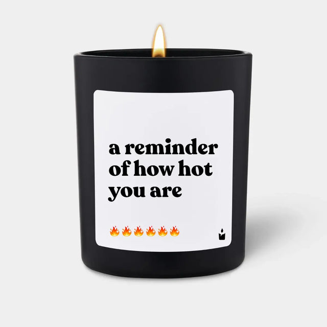 Duftkerze Schwarz Flowery A reminder of how hot you are von ChattyCandles