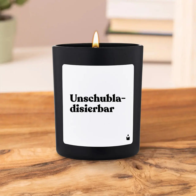 Duftkerze Schwarz Flowery Unschubladisierbar von ChattyCandles