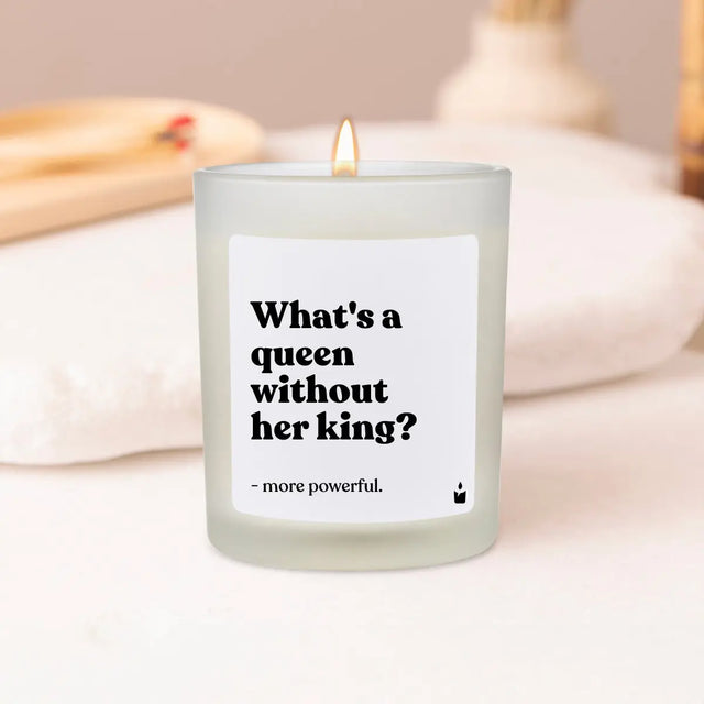 Duftkerze Weiss Flowery What's a queen without her king? - more powerful. von ChattyCandles