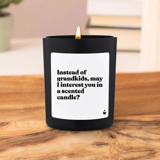 Duftkerze Schwarz Flowery Instead of grandkids, may I interest you in a scented candle? von ChattyCandles