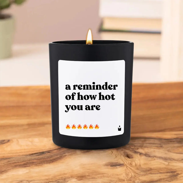 Duftkerze Schwarz Flowery A reminder of how hot you are von ChattyCandles