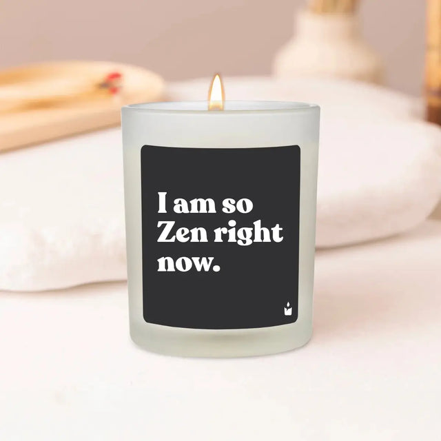 Duftkerze Weiss Woody I am so Zen right now. von ChattyCandles