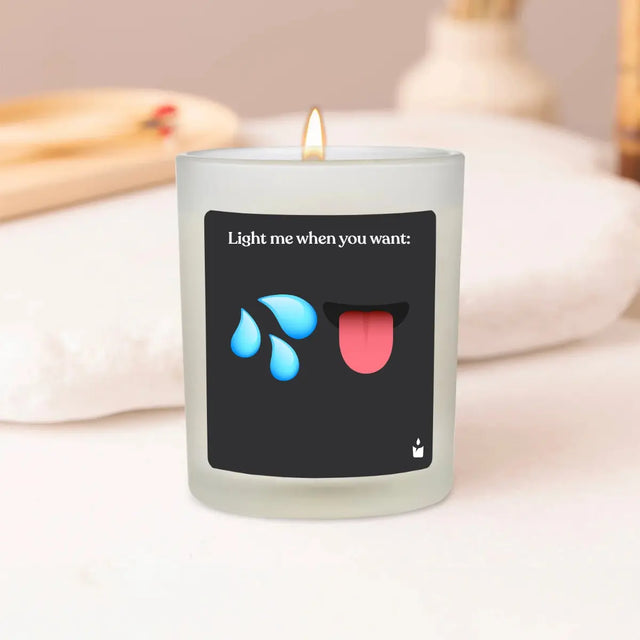 Duftkerze Weiss Woody Light this candle when you want… von ChattyCandles