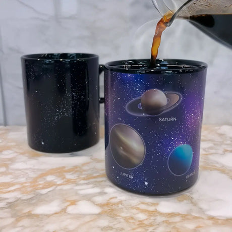 Planeten Tasse von Mad Monkey