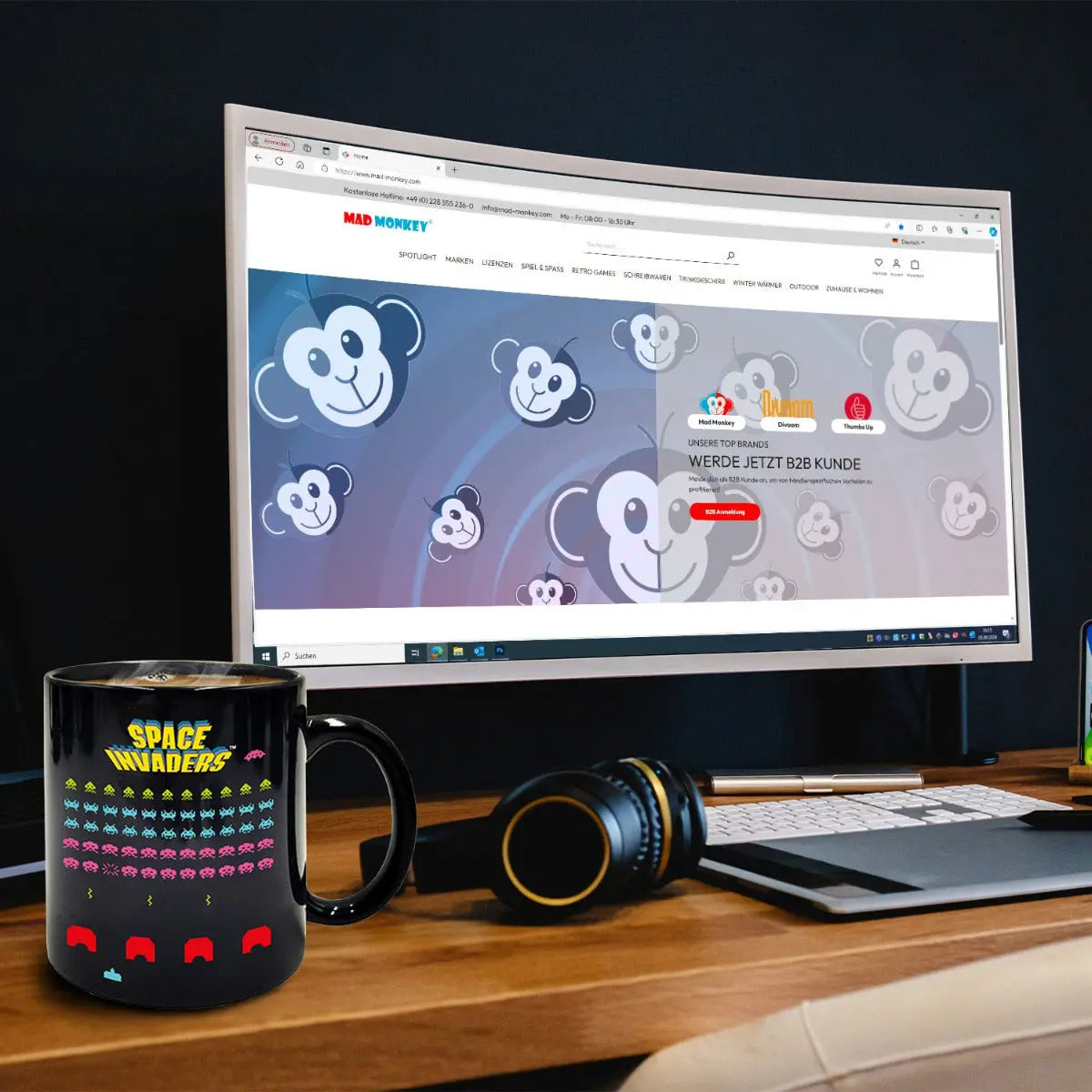 Tasse Space Invaders mit Farbwechsel von Mad Monkey