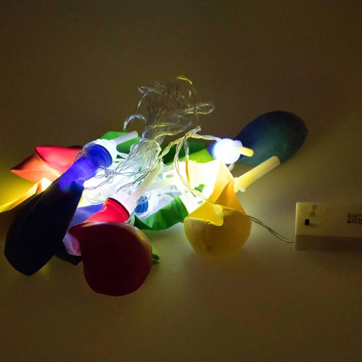 LED Lichterkette Luftballon - Balloon String Lights von Loom