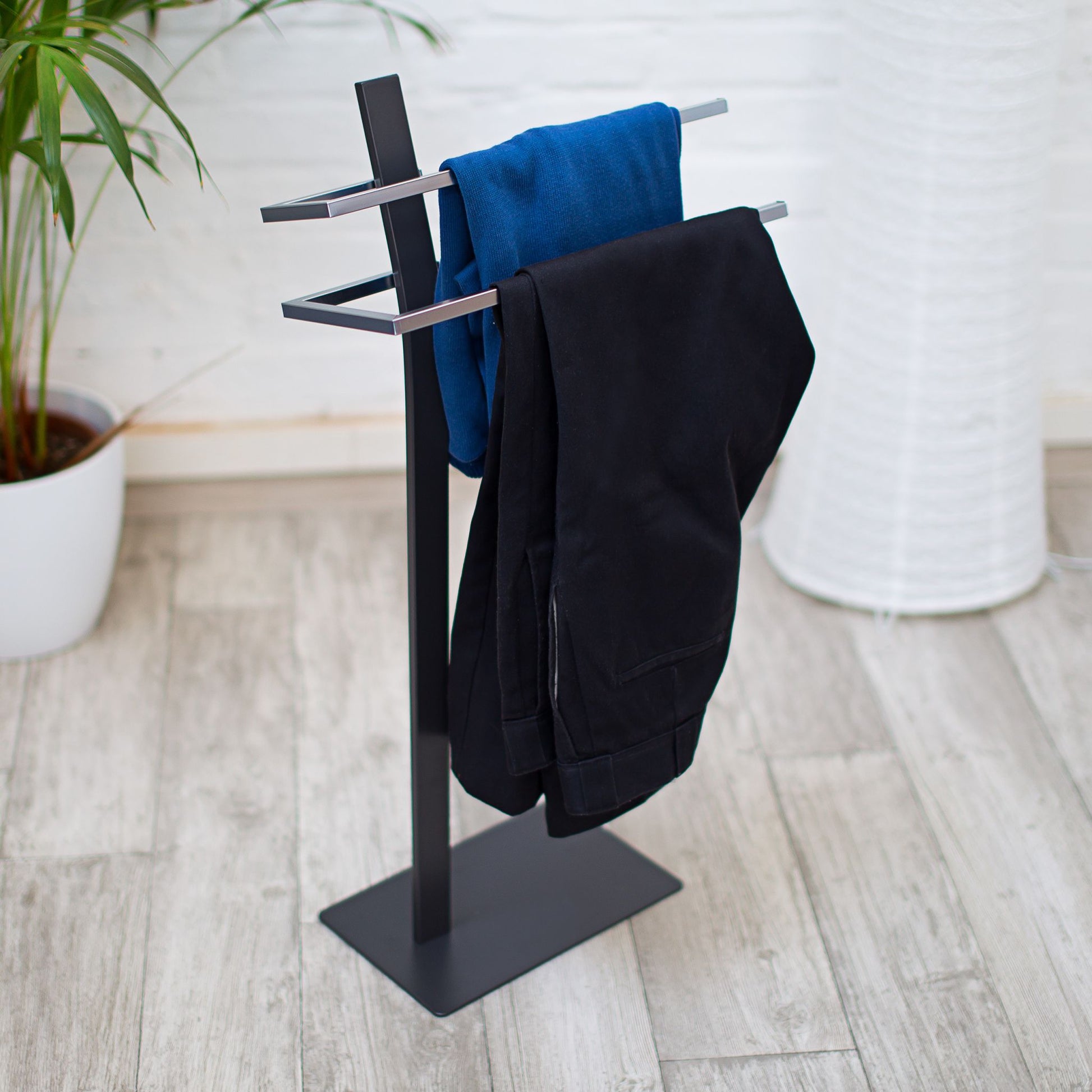 Handtuchständer GRAO Anthrazit-Silber von Relaxdays