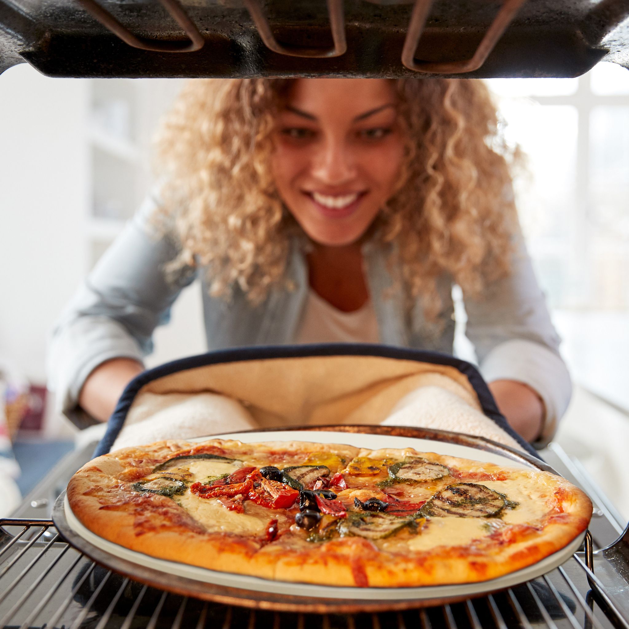 Pizzastein rund Cordierit Creme von Relaxdays