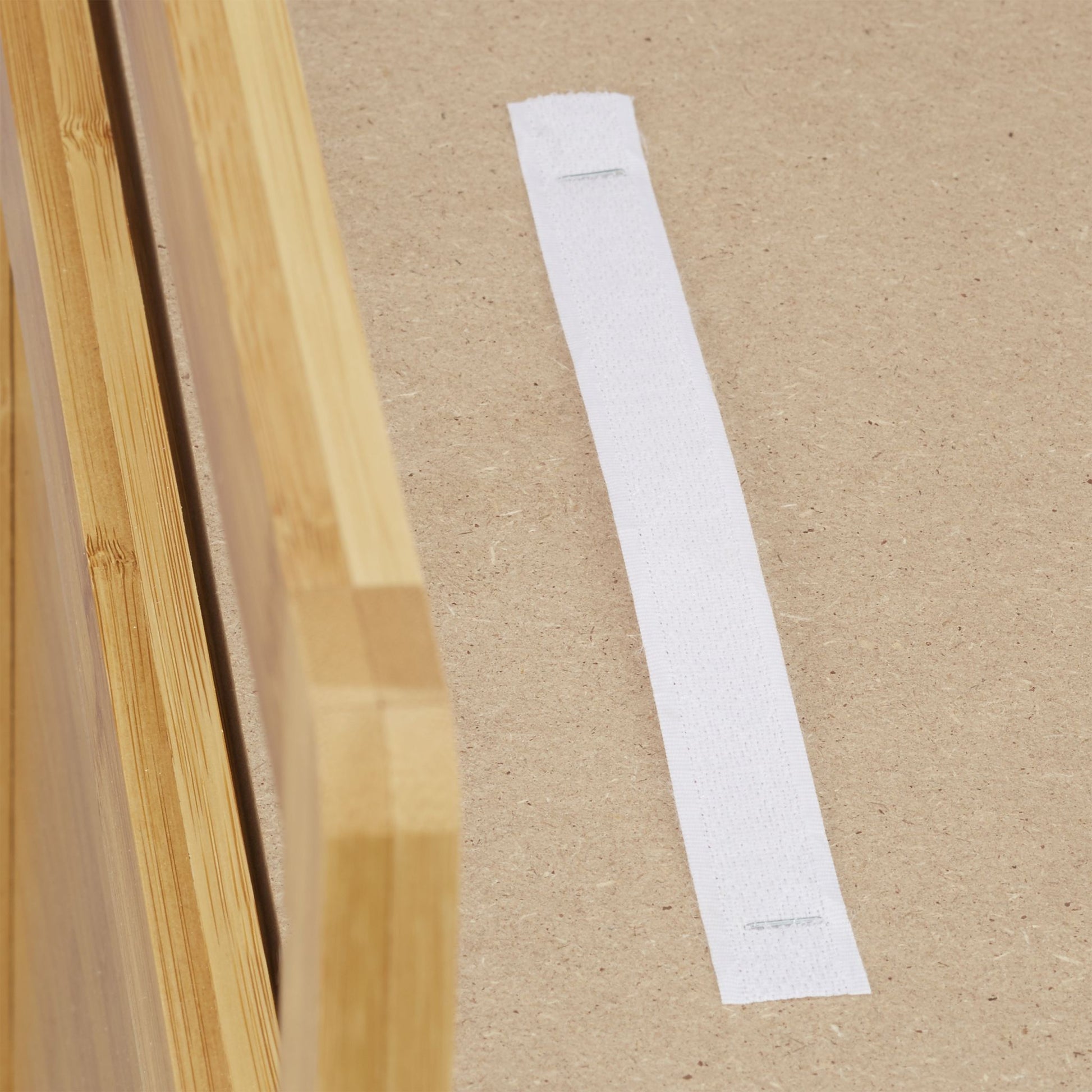 Bambus Sitzhocker mit Stauraum Weiss-Hellbraun von Relaxdays