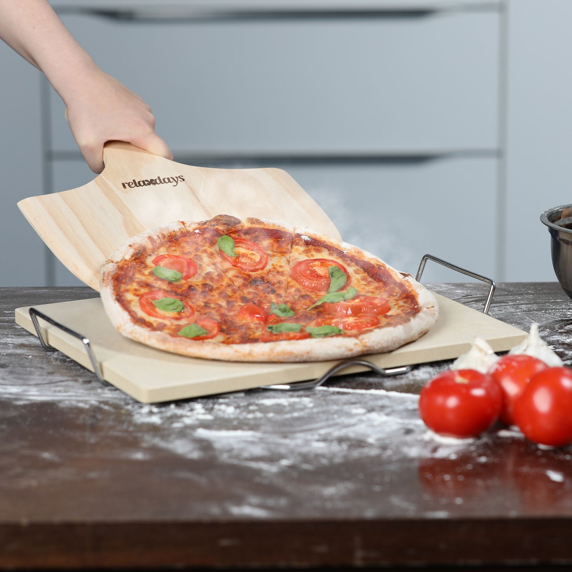 Pizzastein Set 1,5cm Hellbraun-Silber von Relaxdays