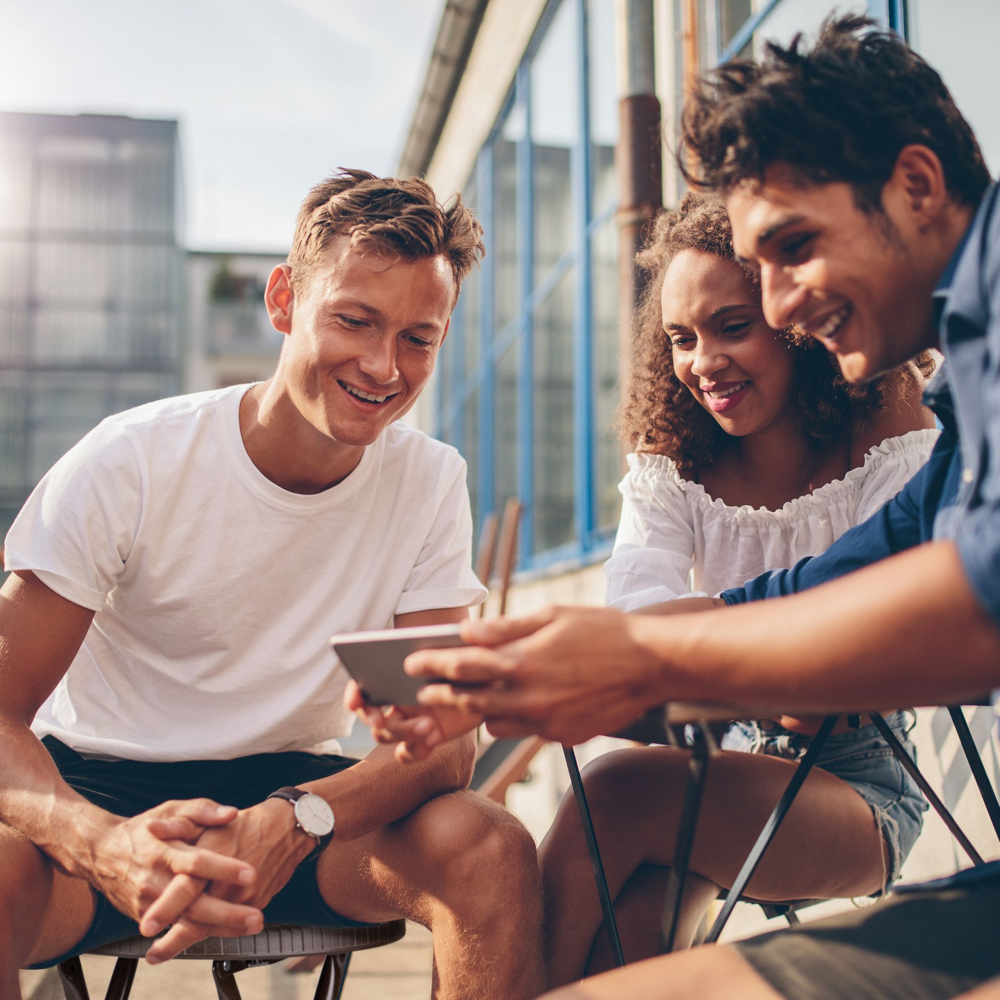 Klapphocker BASTIAN Schwarz von Relaxdays