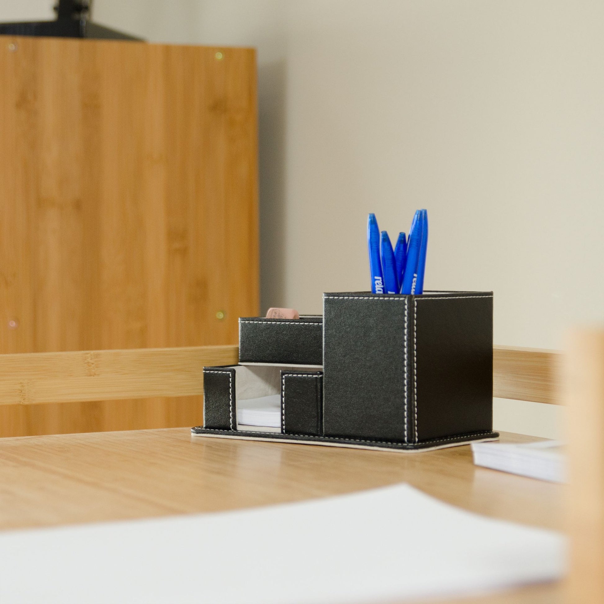 Stiftehalter Kunstleder in Schwarz Schwarz von Relaxdays