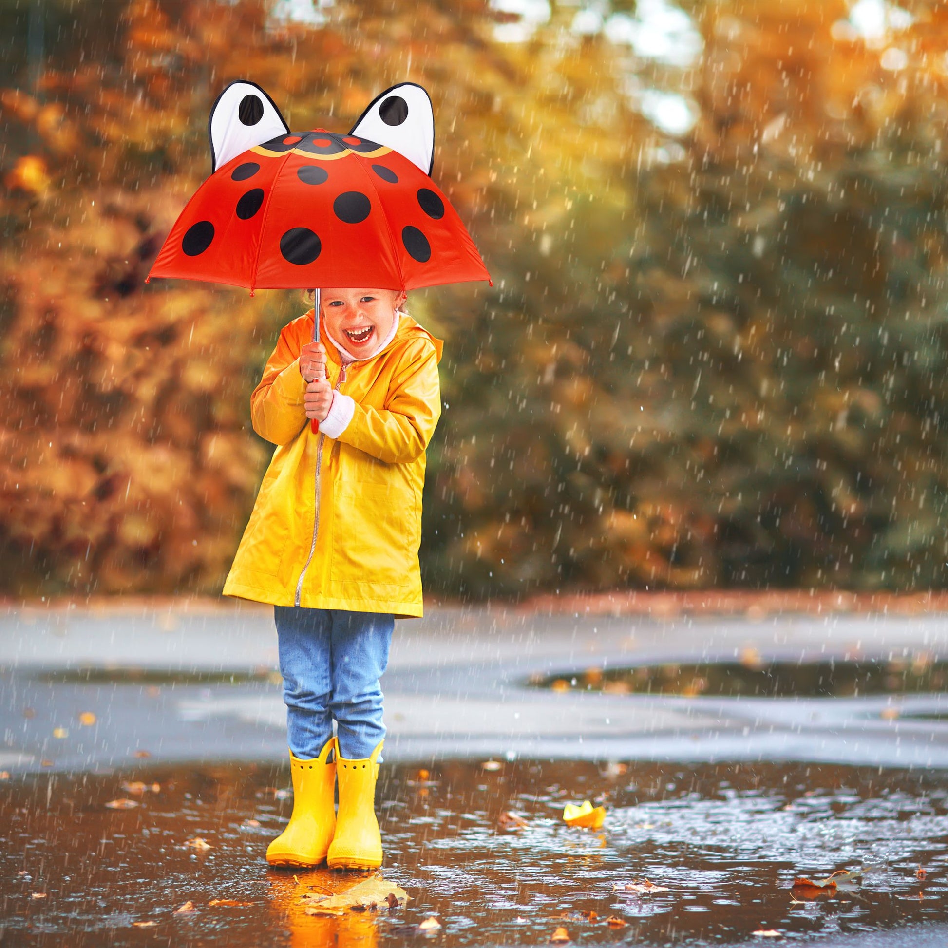 Kinderregenschirm mit 3D Motiv Weiss-Rot-Schwarz von Relaxdays