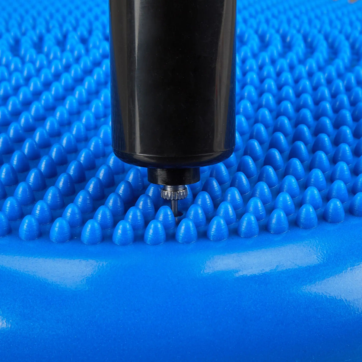Balance Kissen 33cm mit Luftpumpe Blau von Relaxdays