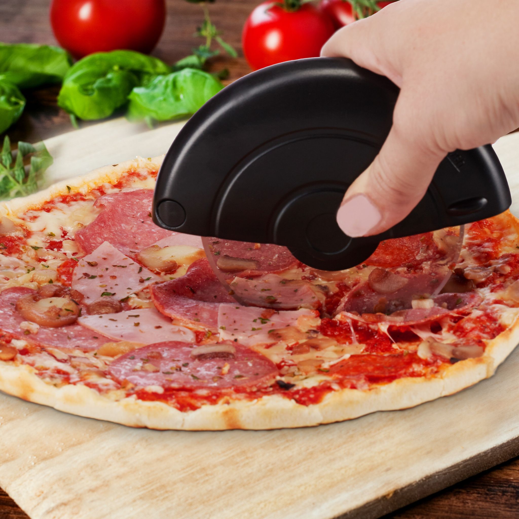 Pizzaschneider mit Edelstahlklinge Schwarz-Silber von Relaxdays