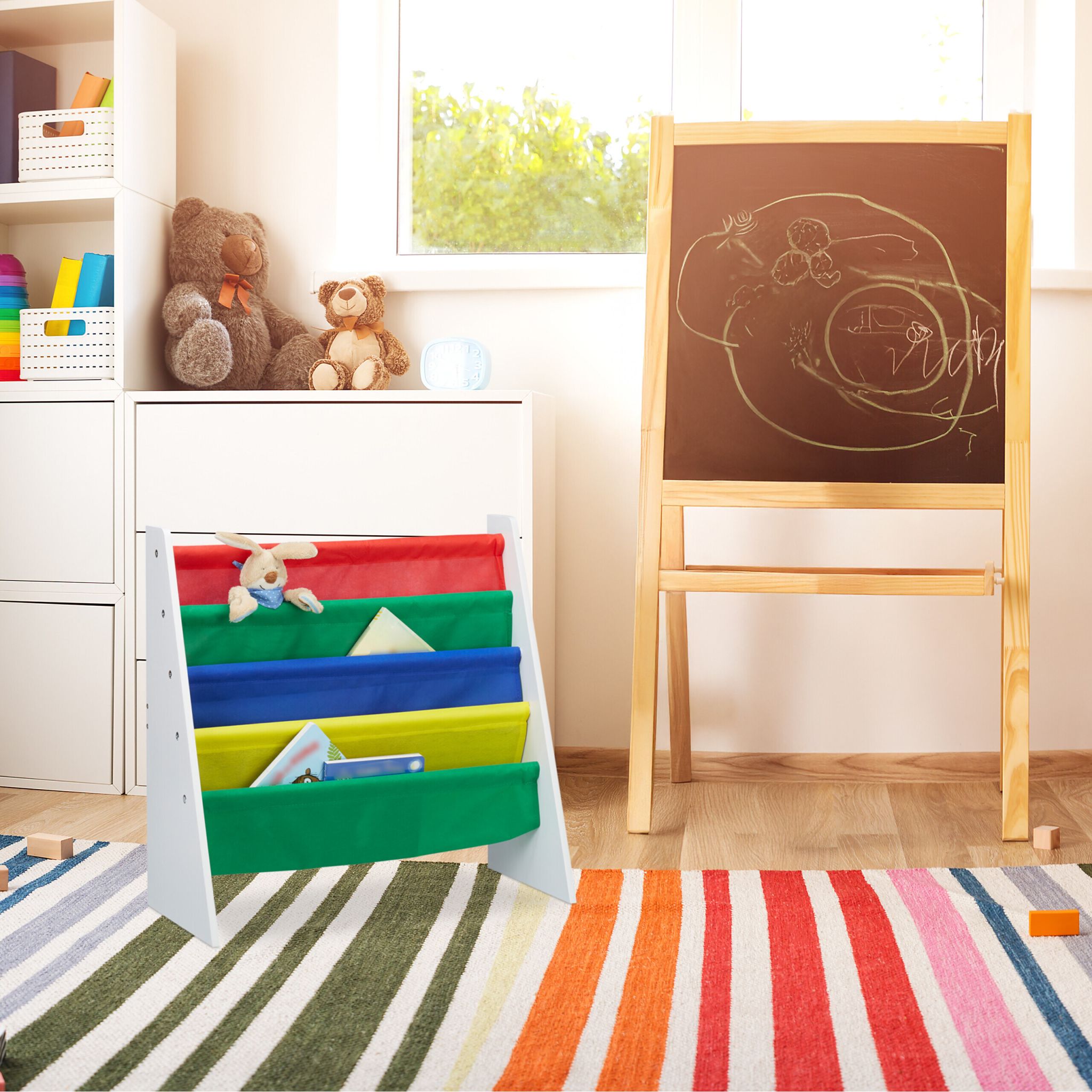 Bücherregal für Kinder mit Stofffächern Weiss-Grün-Rot von guteszeug.ch