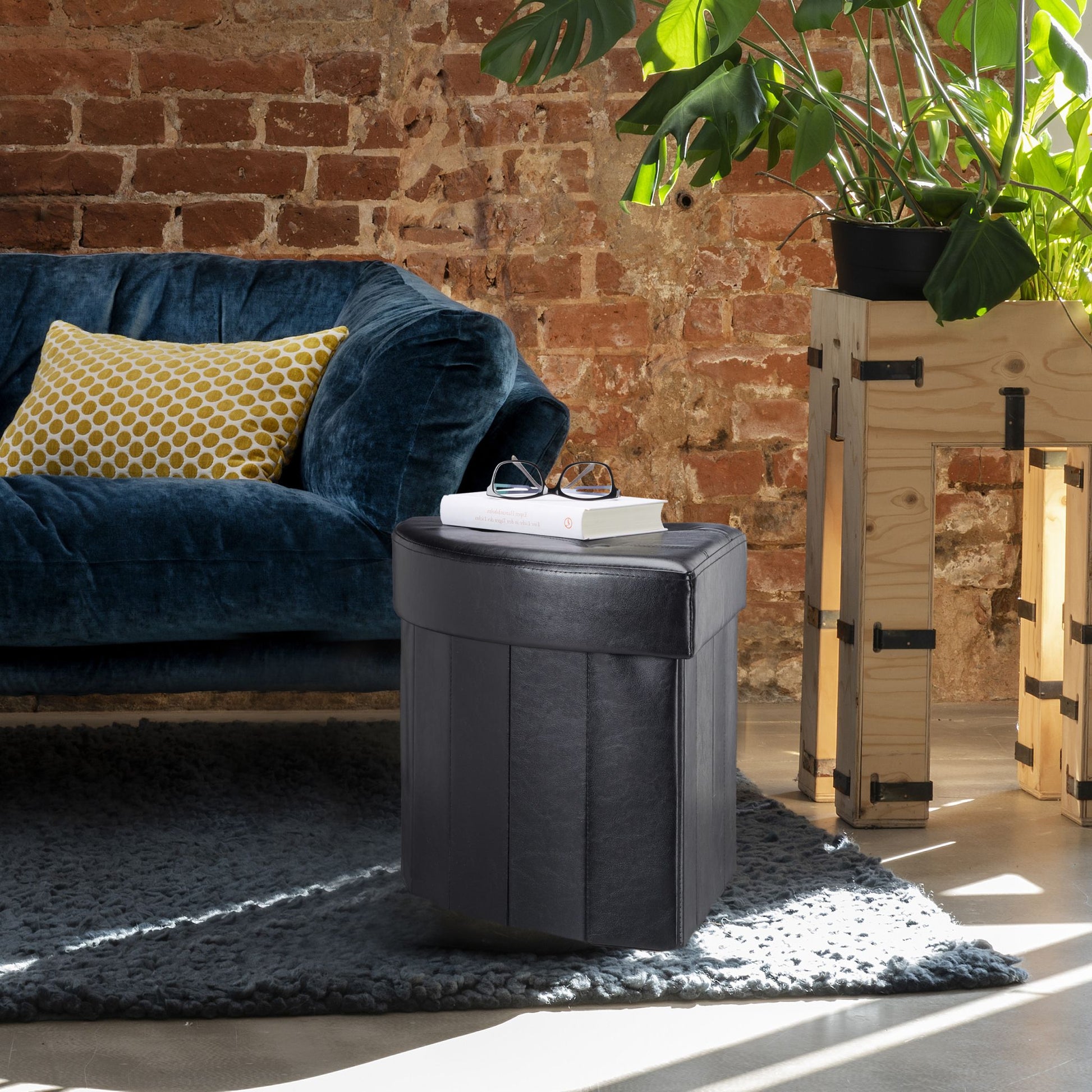 Eckiger Hocker mit Stauraum Schwarz von Relaxdays