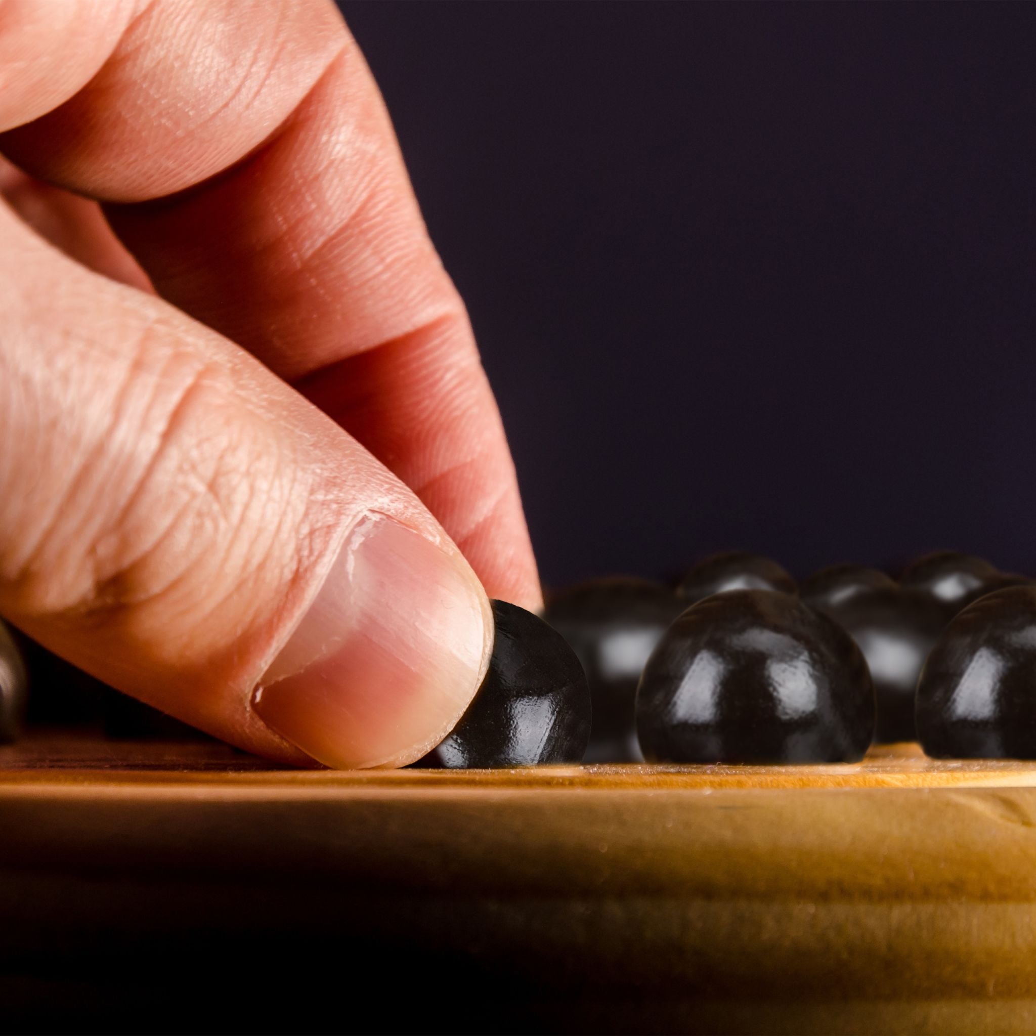 Holz Solitaire Spiel Hellbraun-Schwarz von Relaxdays