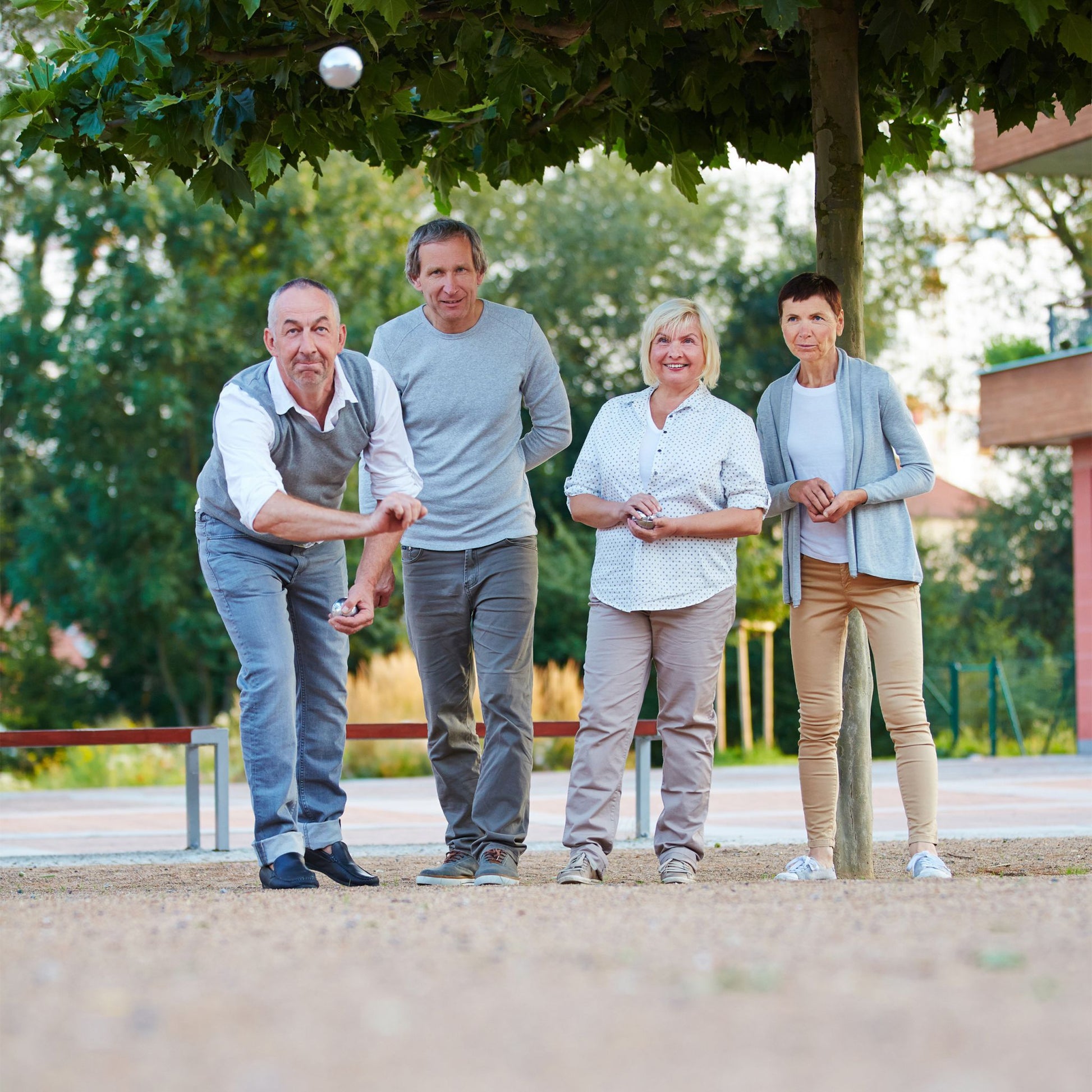 Boule Set mit 6 Kugeln Hellbraun-Schwarz-Silber von Relaxdays