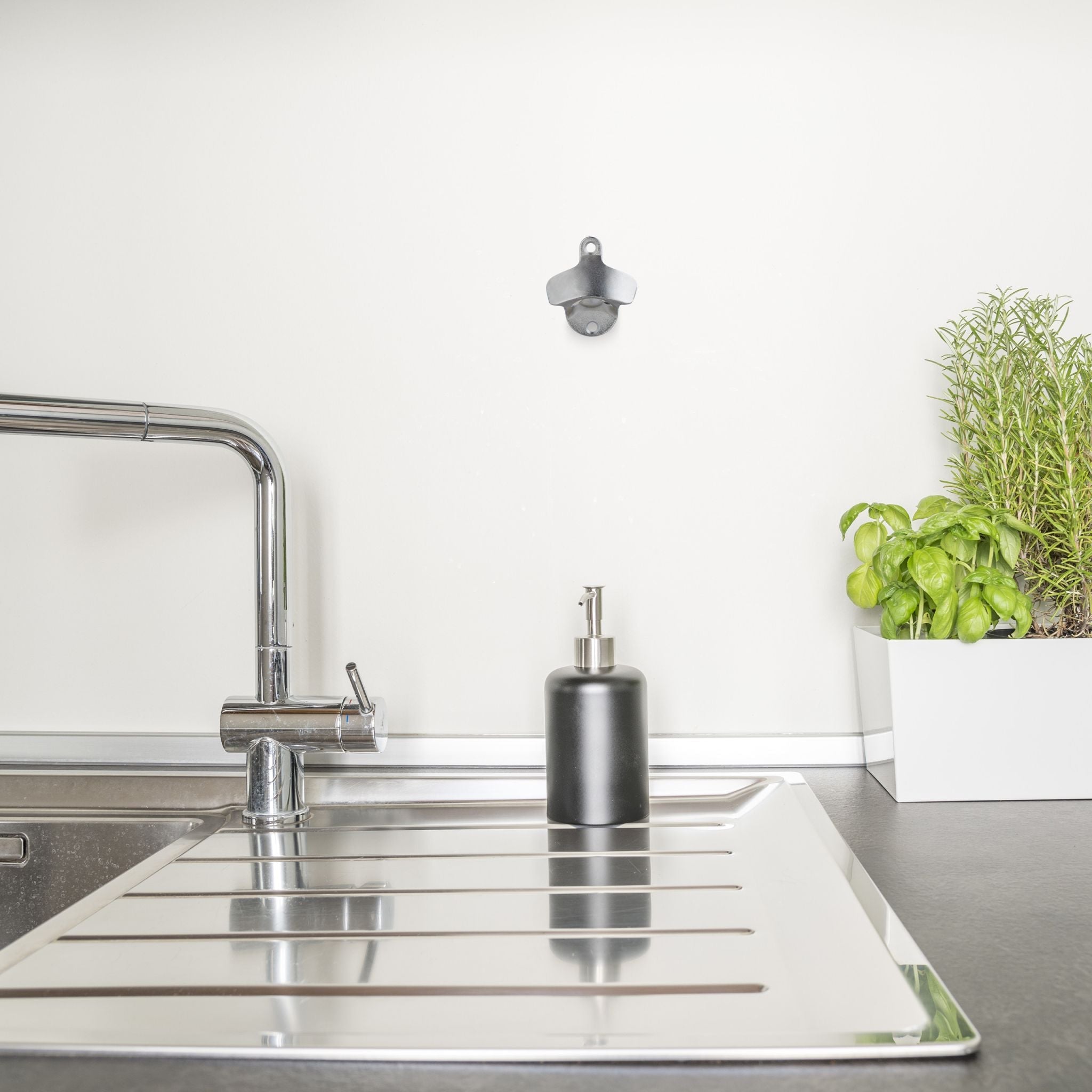Wandflaschenöffner 2er-Set Silber von Relaxdays